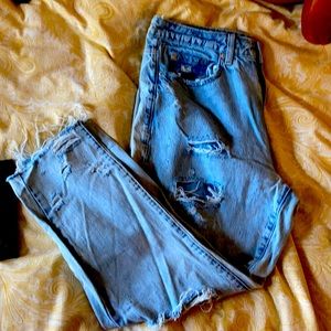 ✨ripped garage jeans✨